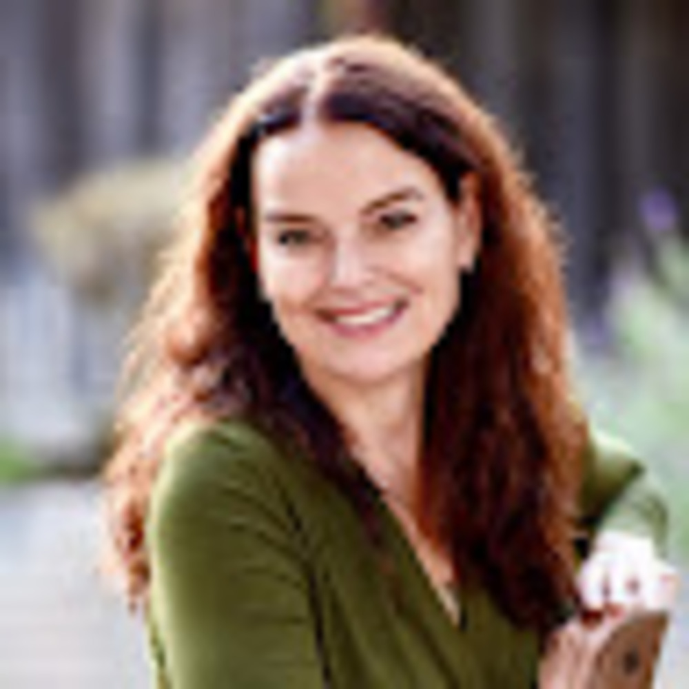 Meet your Posher, Eva